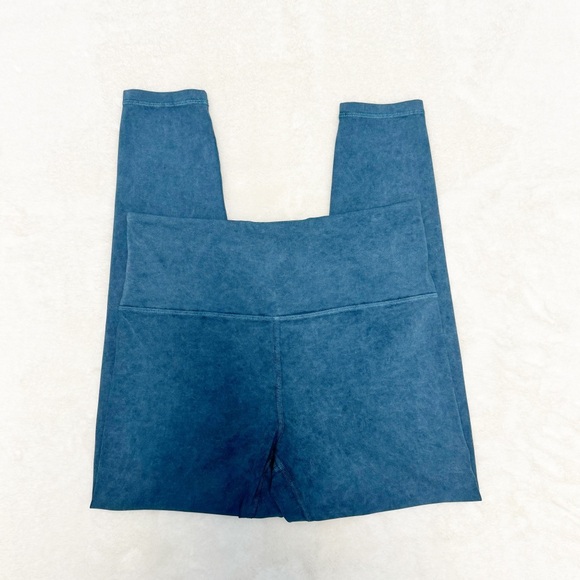 Athleta Womans Leggings Blue Elation Gaent Dyed Highwaist Teal Med - Picture 3 of 8